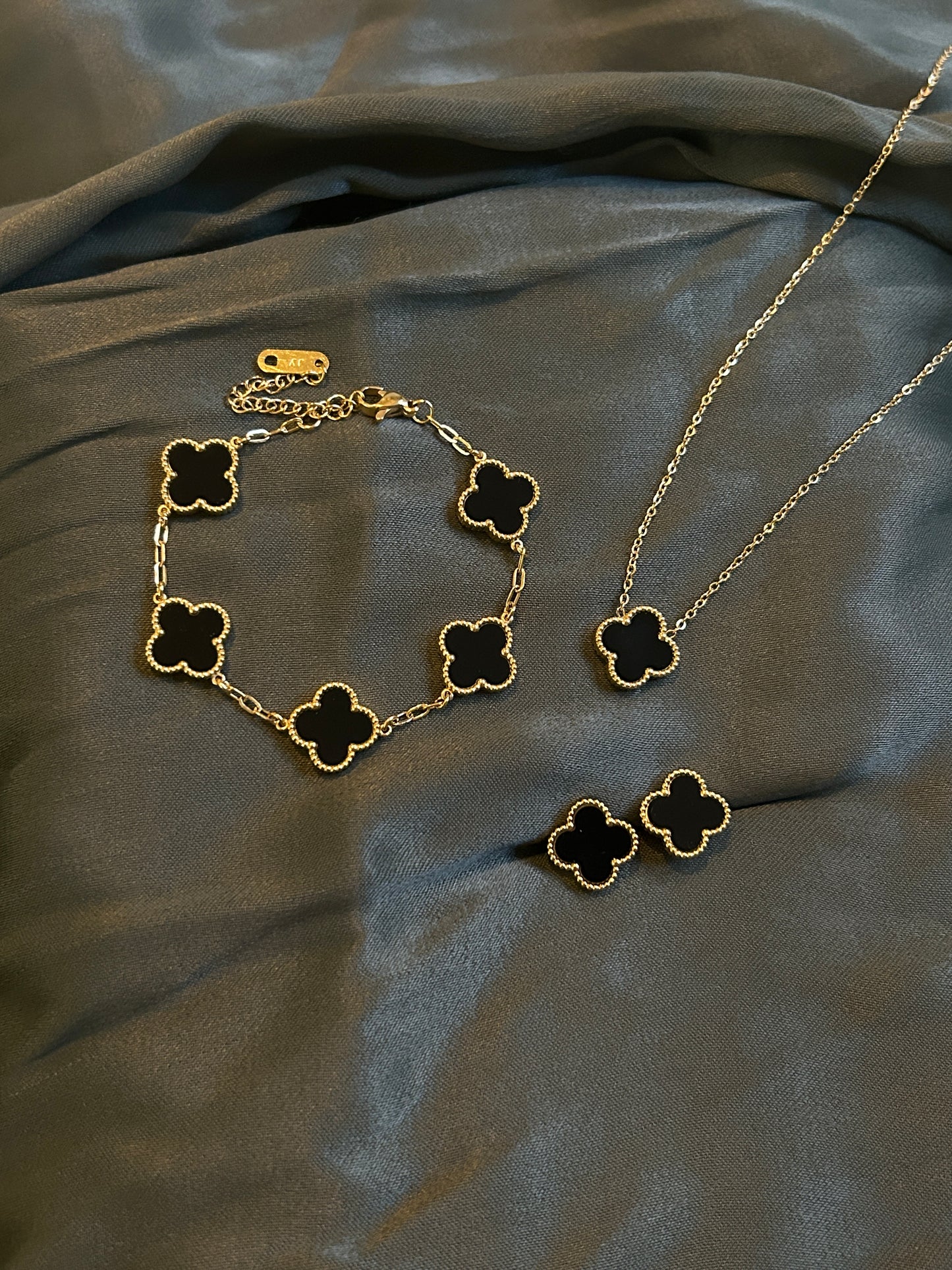 Clover Set