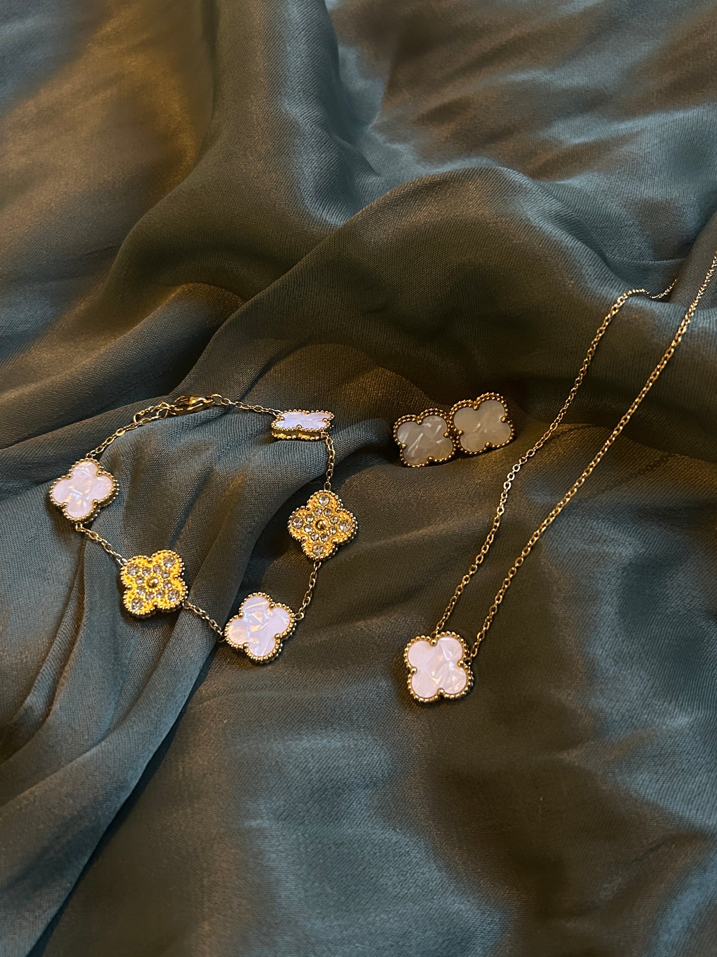 Clover Set