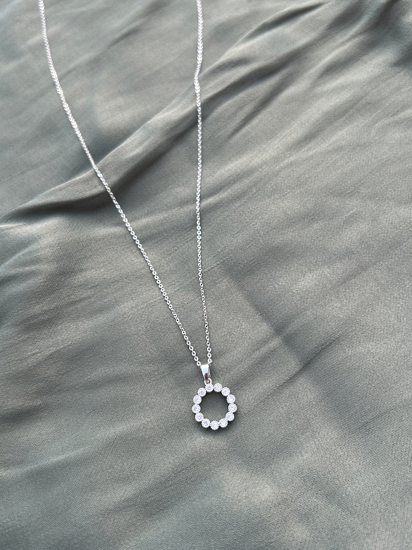 Elegant Pendant Necklace